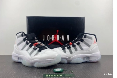 Adapt 11 (CN Plug) White Jordan DD3522-100 0818